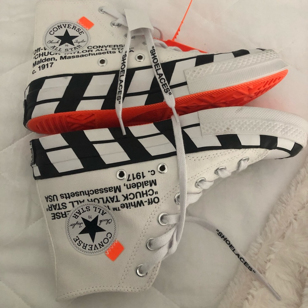 OFF WHITE CONVERSE. WORN ONCE. PERFECT CONDITION.